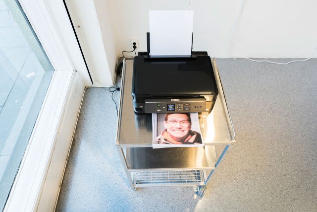 Reflective Roaming – Design, ubiquitous fantasy, everyday reality